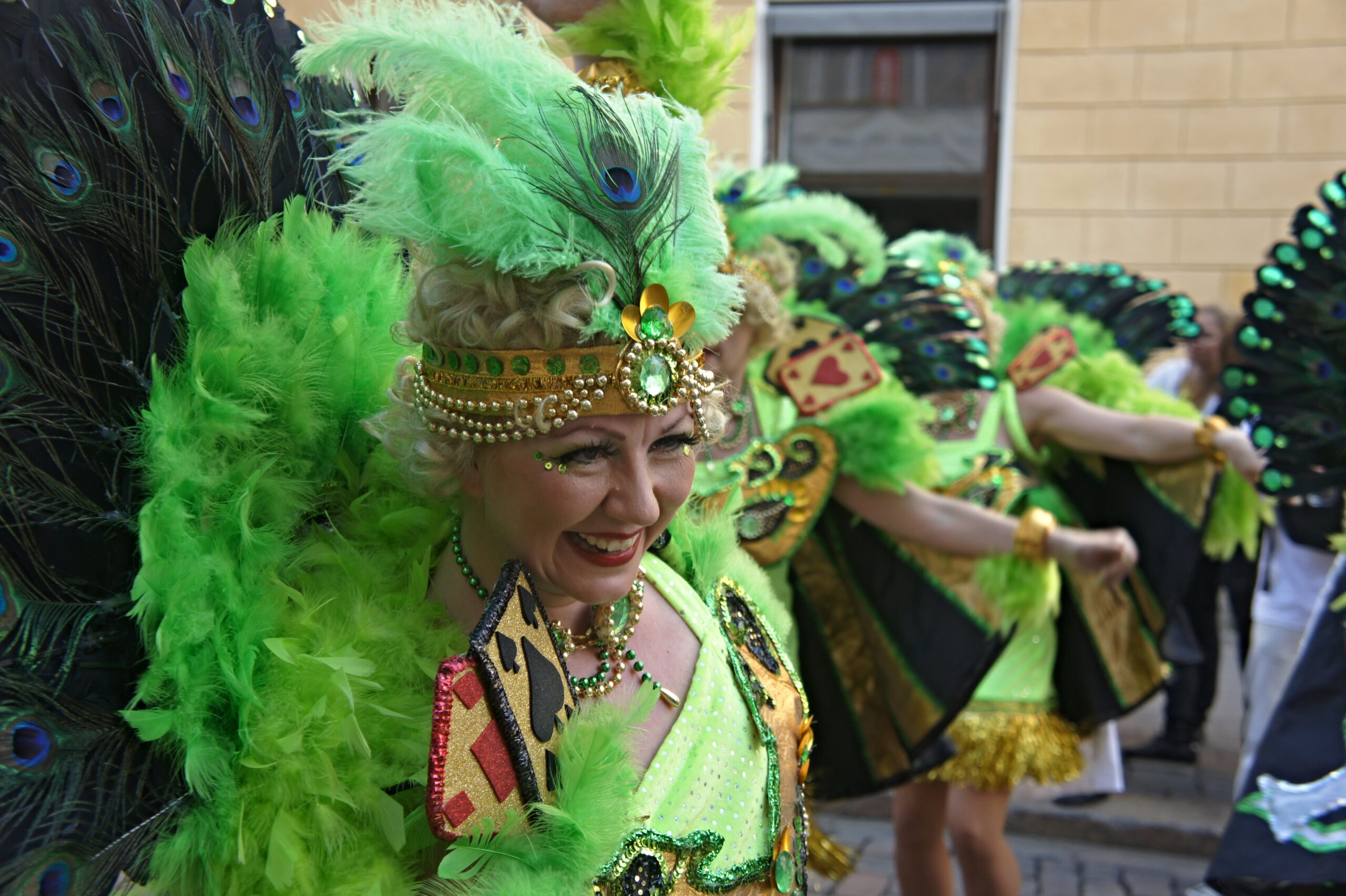 5 Sugestões para um Carnaval seguro em casa - Certezza Seguros